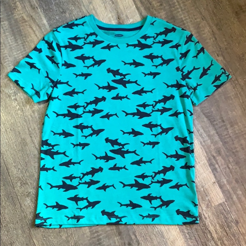 Boys/kids shark T-shirt